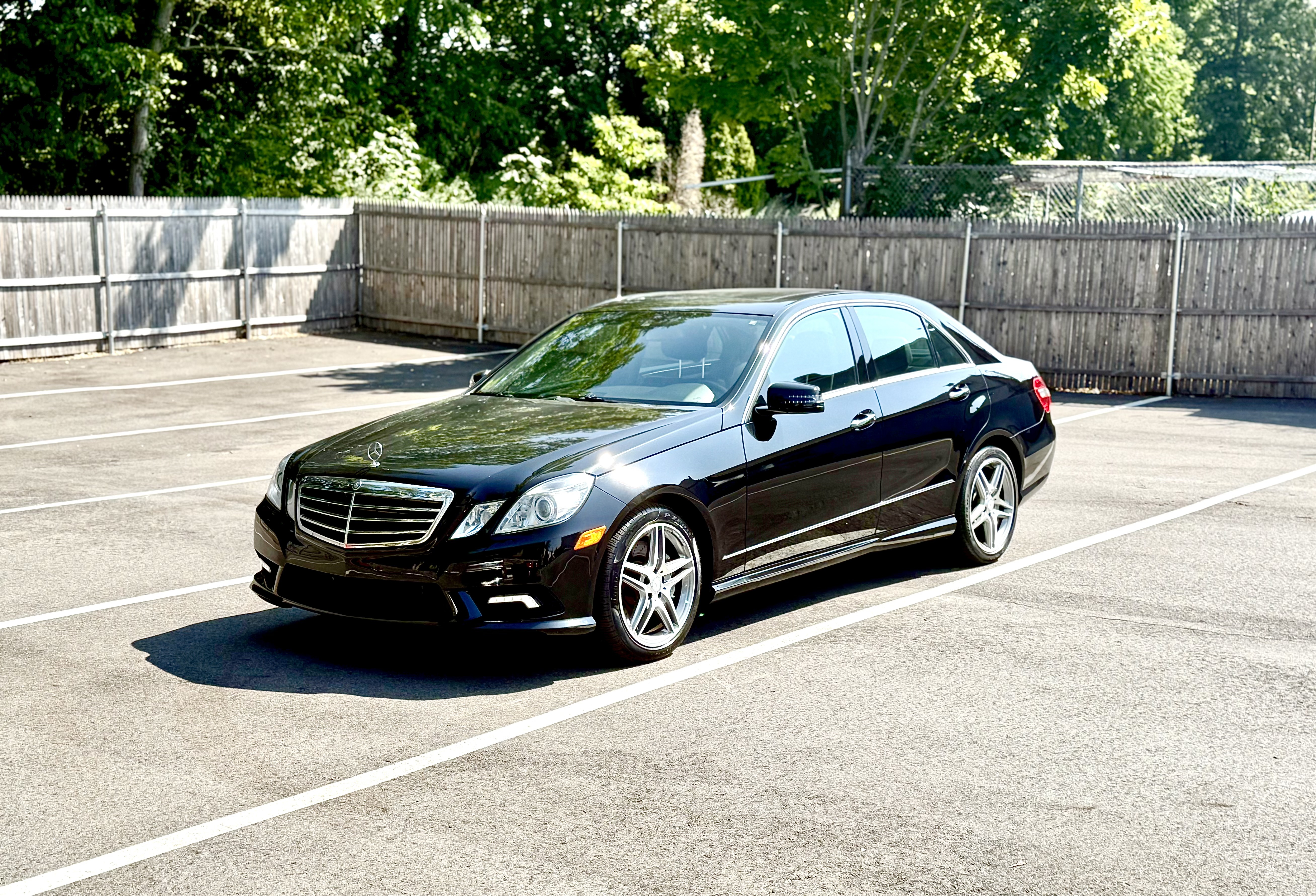 2011 Mercedes-Benz E-Class E550 Sedan 4MATIC