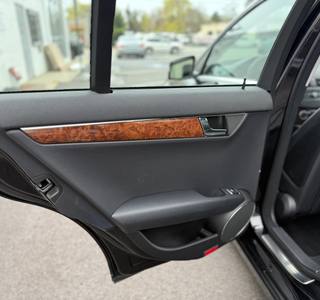 2010 Mercedes-Benz C-Class C300 Luxury - Photo 26
