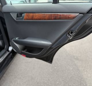 2010 Mercedes-Benz C-Class C300 Luxury - Photo 36