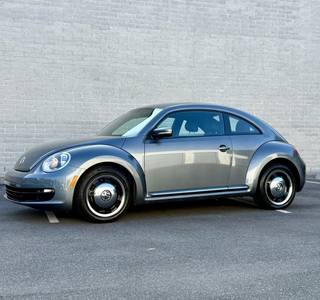 2012 Volkswagen Beetle Base - Photo 6