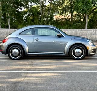 2012 Volkswagen Beetle Base - Photo 24