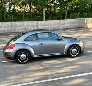 2012 Volkswagen Beetle Base - Photo 25