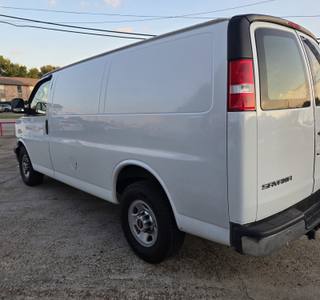 2017 GMC Savana Cargo Work Van - Photo 6