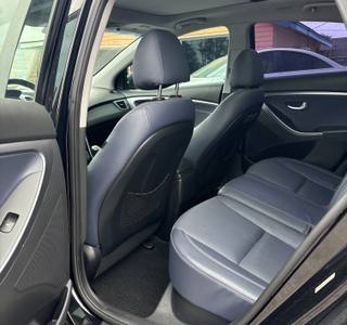2013 Hyundai Elantra GT Base - Photo 7