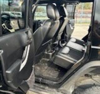 2015 Jeep Wrangler Unlimited Sahara - Photo 10