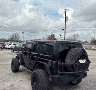 2015 Jeep Wrangler Unlimited Sahara - Photo 8