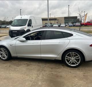 2014 Tesla Model S S - Photo 9