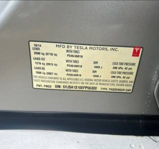 2014 Tesla Model S S - Photo 12