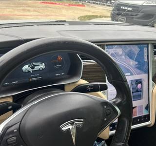 2014 Tesla Model S S - Photo 15