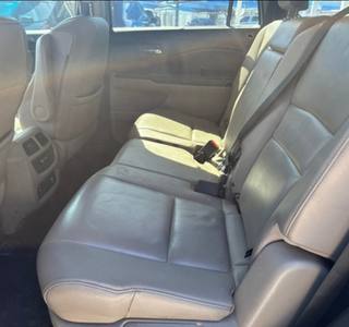 2016 Honda Pilot EX-L - Photo 11