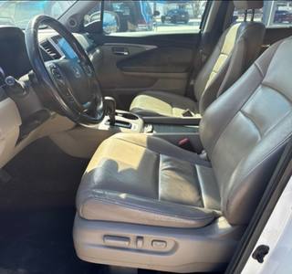 2016 Honda Pilot EX-L - Photo 10