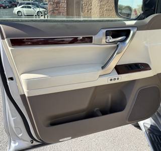 2012 Lexus GX Base - Photo 10
