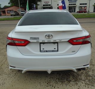 2018 Toyota Camry SE - Photo 6