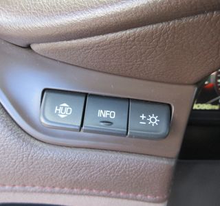 2015 Cadillac Escalade Luxury - Photo 18