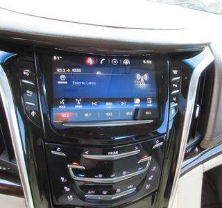 2015 Cadillac Escalade Luxury - Photo 21