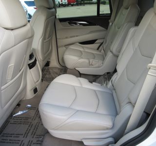 2015 Cadillac Escalade Luxury - Photo 28