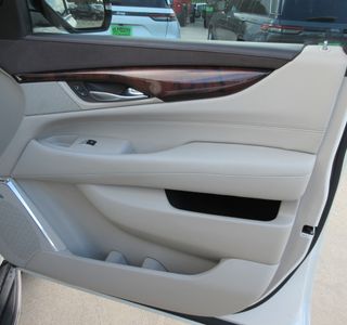 2015 Cadillac Escalade Luxury - Photo 34