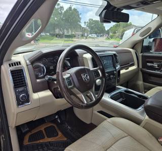2018 RAM Ram 1500 Pickup Laramie - Photo 11