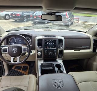 2018 RAM Ram 1500 Pickup Laramie - Photo 15