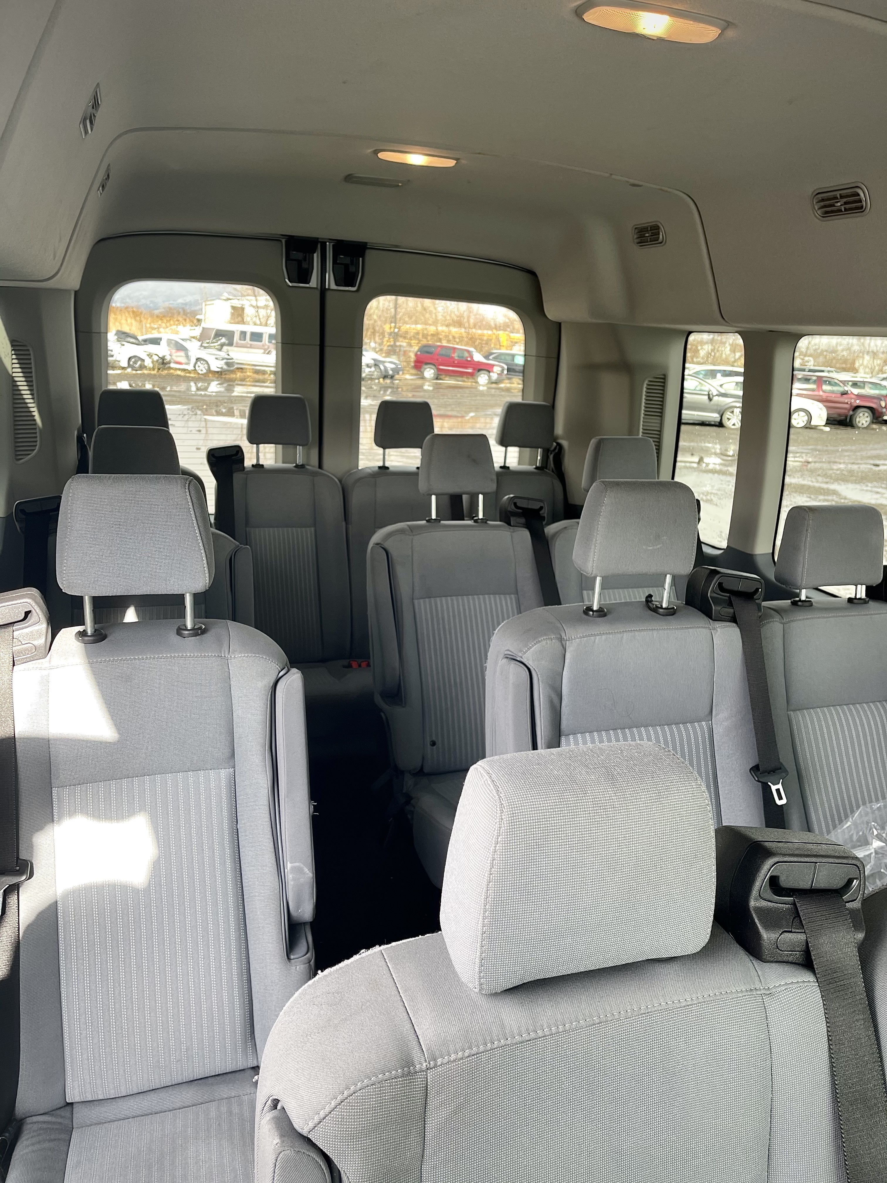 2019 Ford Transit Passenger Van XLT - Photo 13