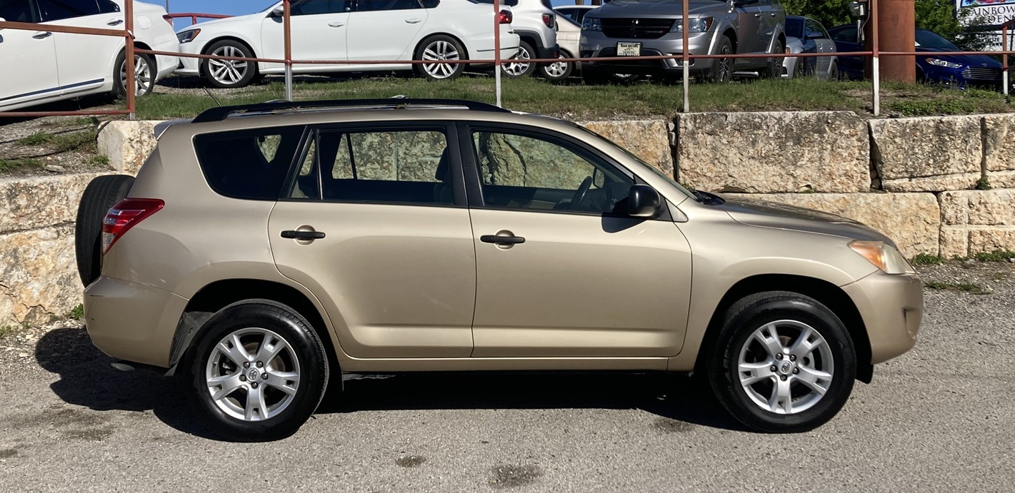 2009 Toyota RAV4 Base - Photo 6