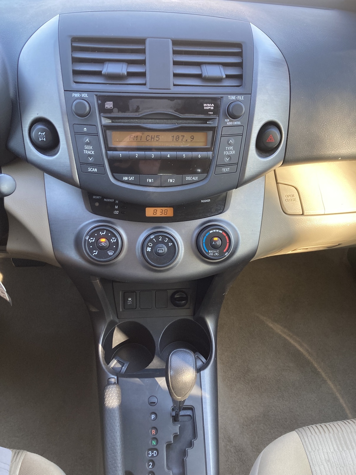 2009 Toyota RAV4 Base - Photo 21