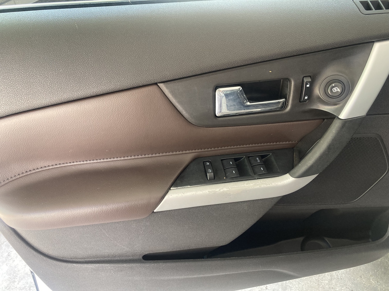 2012 Ford Edge Limited - Photo 11
