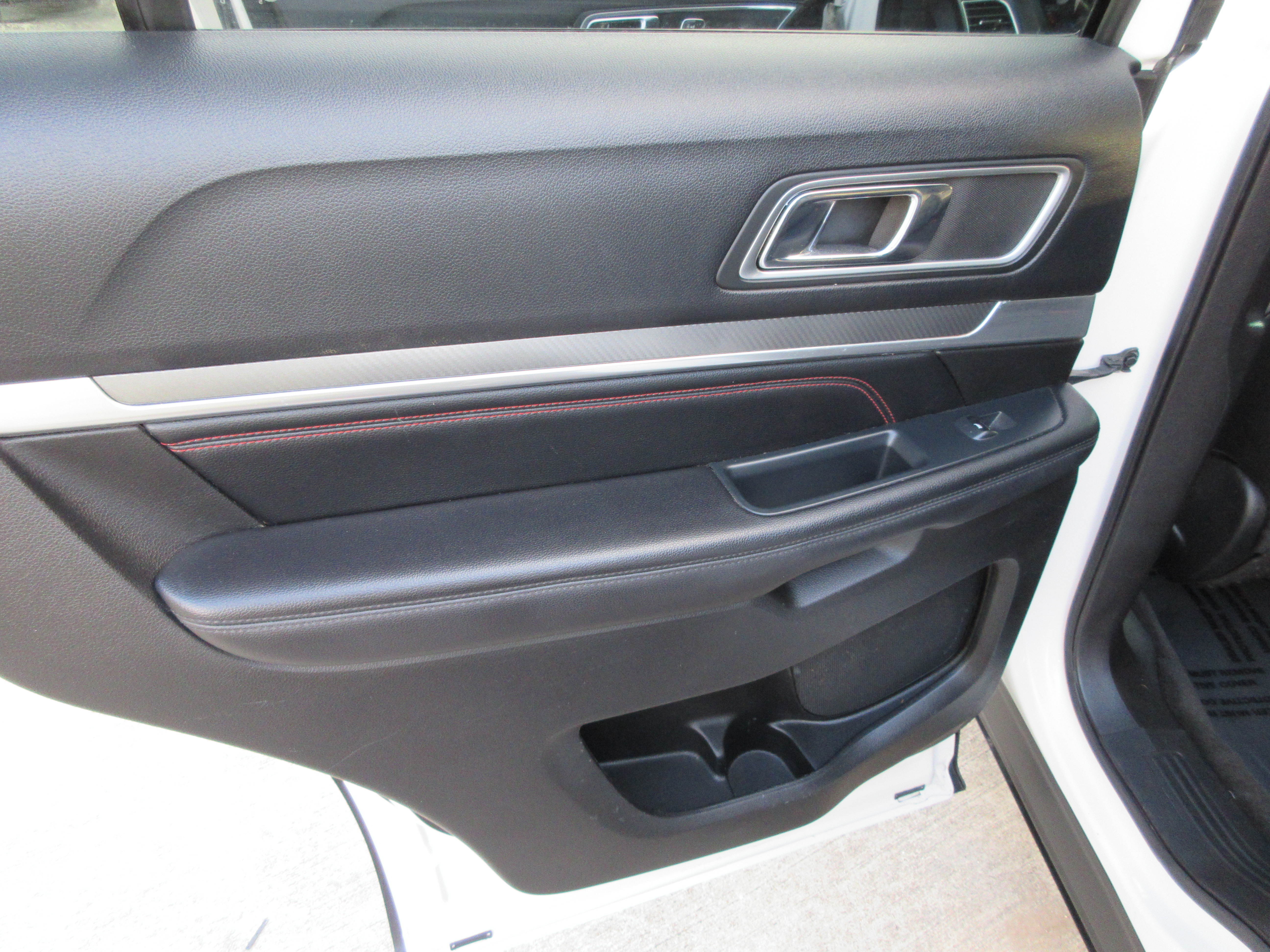 2016 Ford Explorer Sport - Photo 24