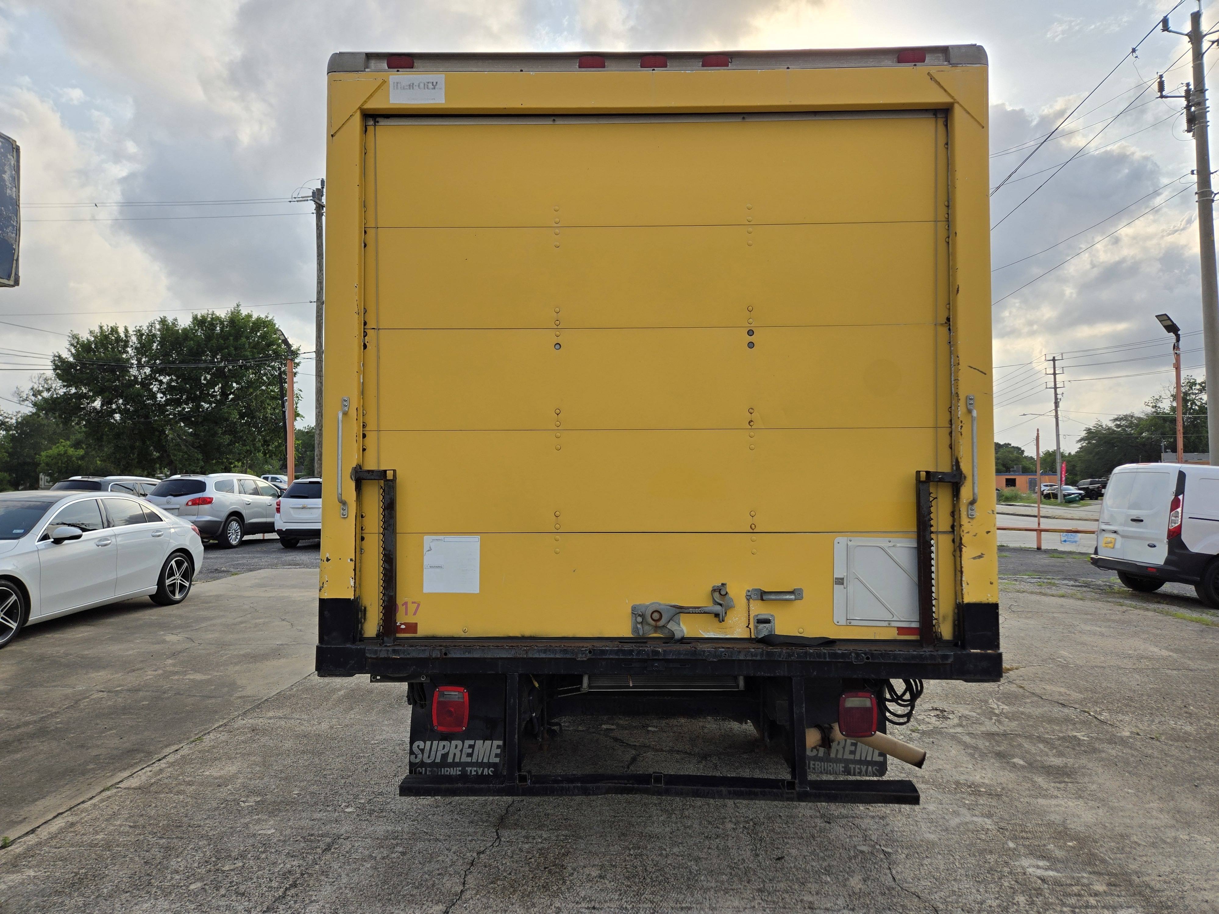 2004 Chevrolet Express Cargo Base - Photo 7