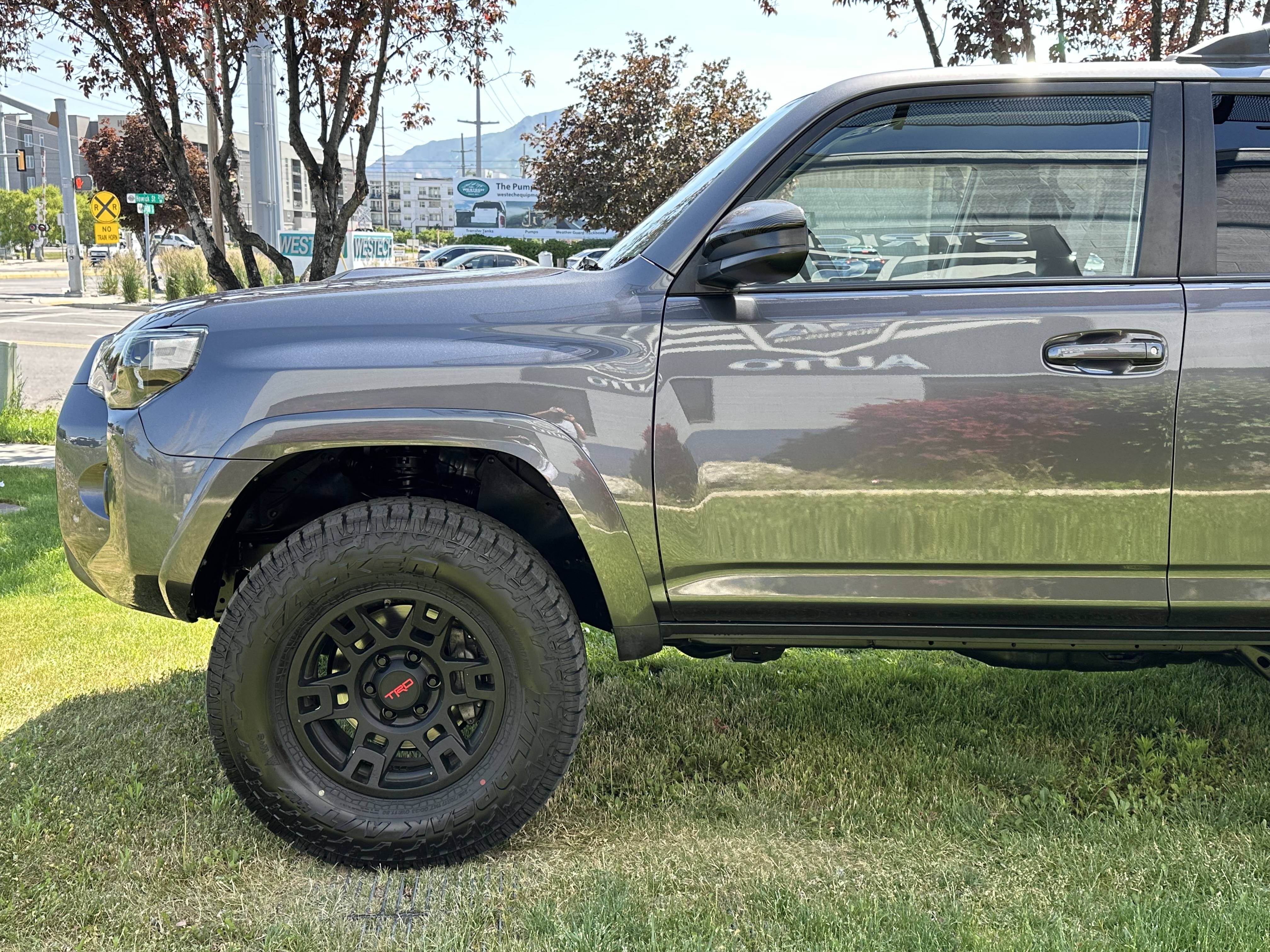 2022 Toyota 4Runner Trail - Photo 11