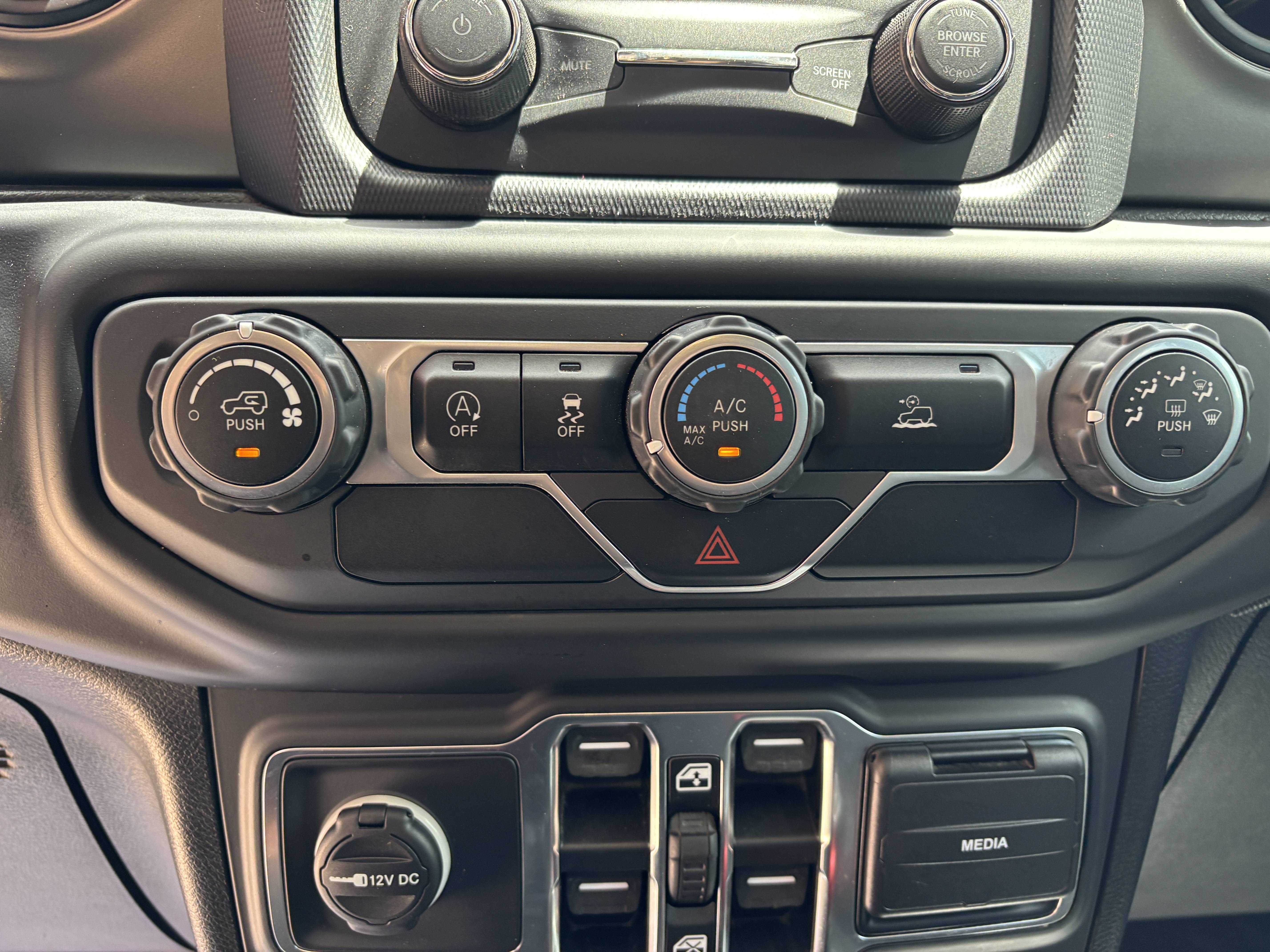 2020 Jeep Gladiator Sport S - Photo 21