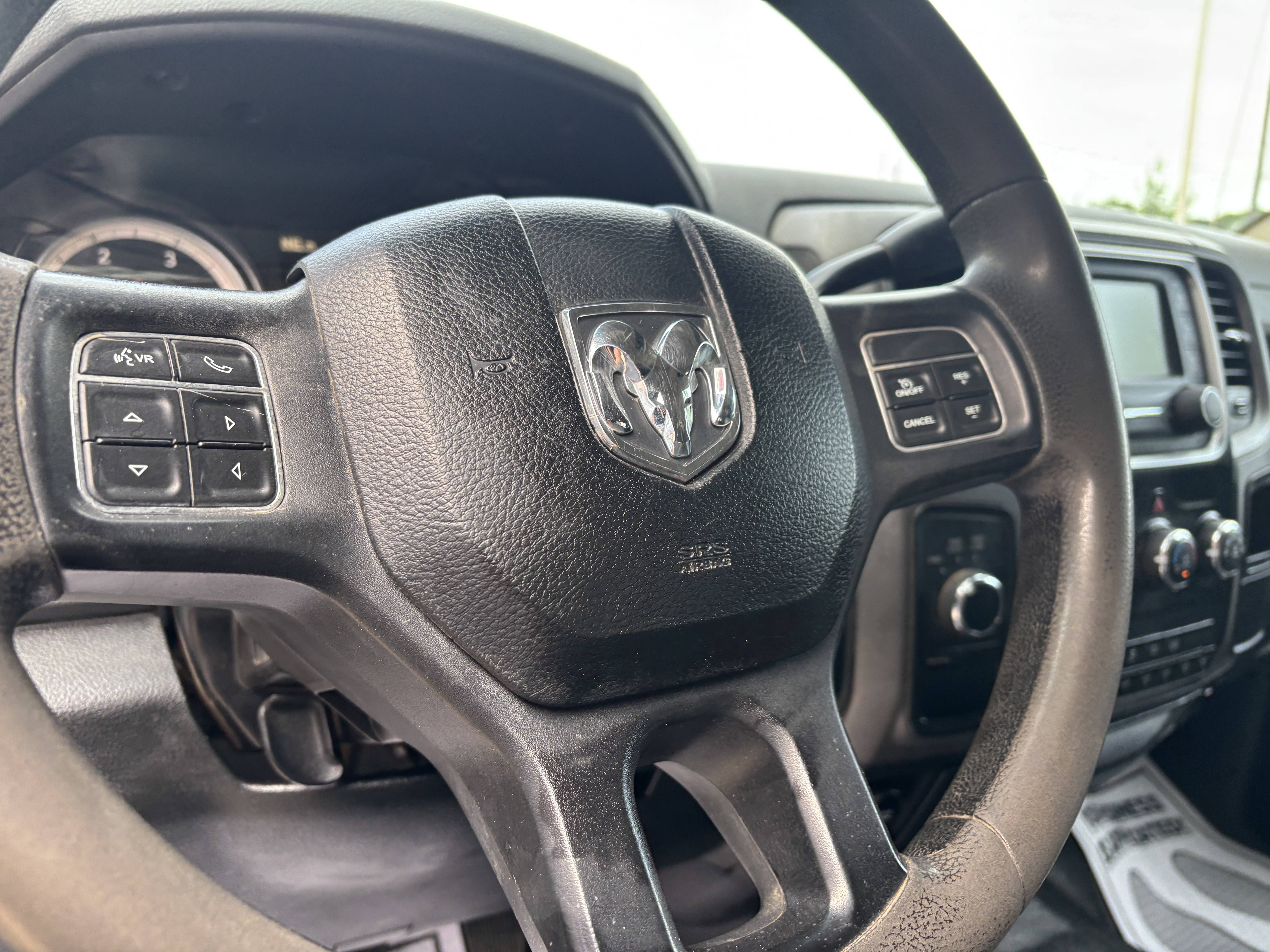 2016 RAM Ram 3500 Chassis Cab Tradesman - Photo 24