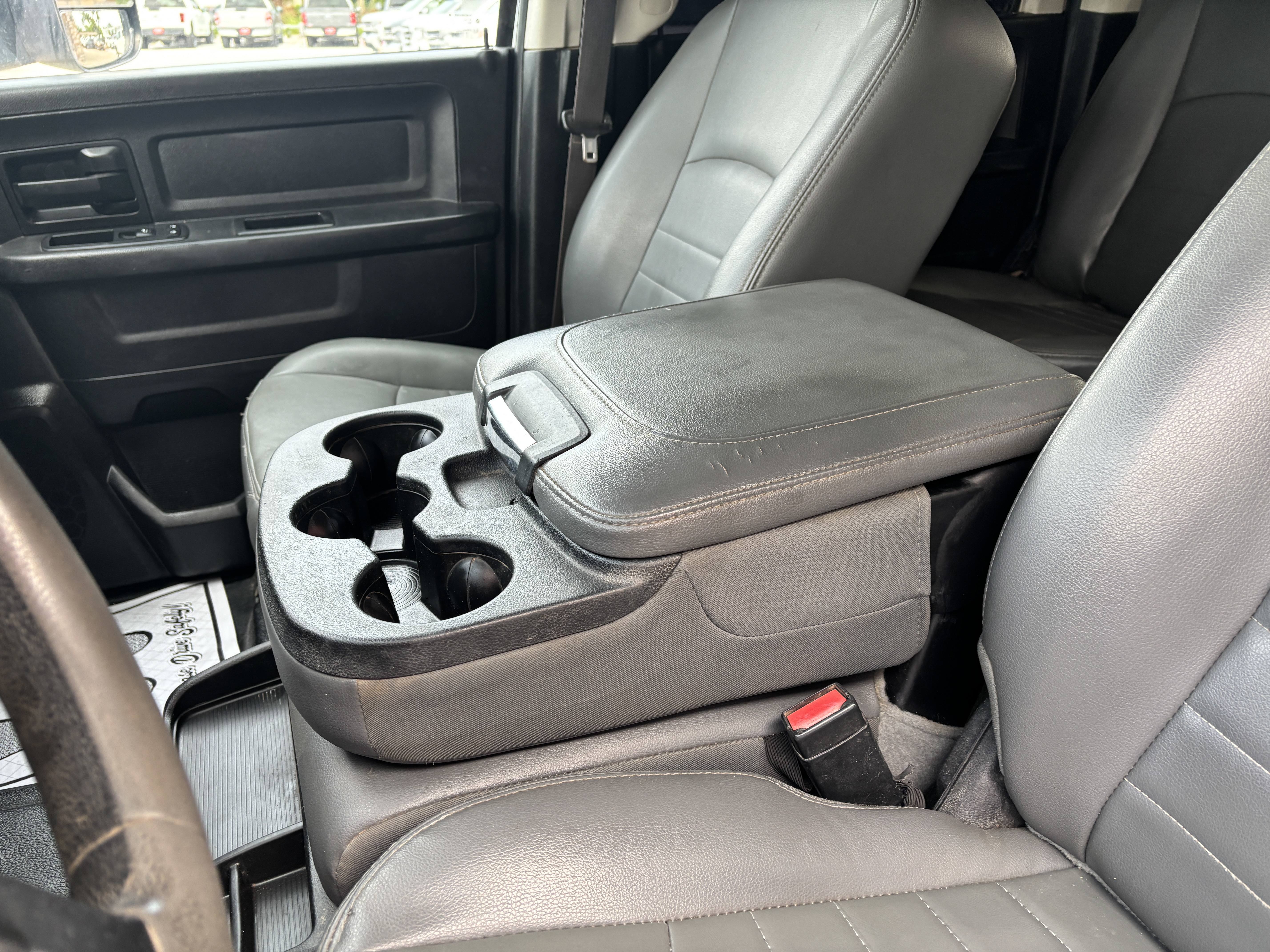 2016 RAM Ram 3500 Chassis Cab Tradesman - Photo 28
