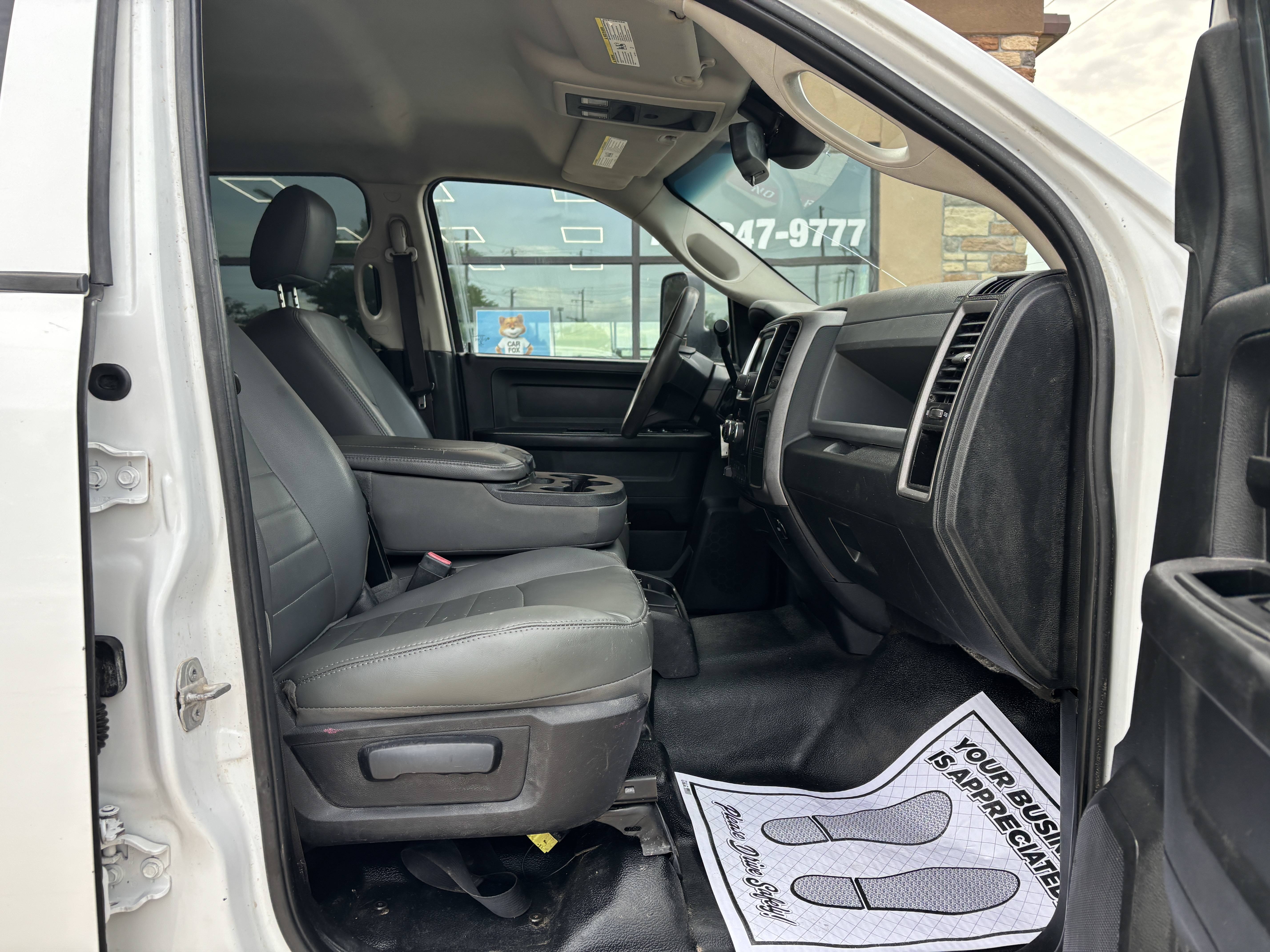 2016 RAM Ram 3500 Chassis Cab Tradesman - Photo 36