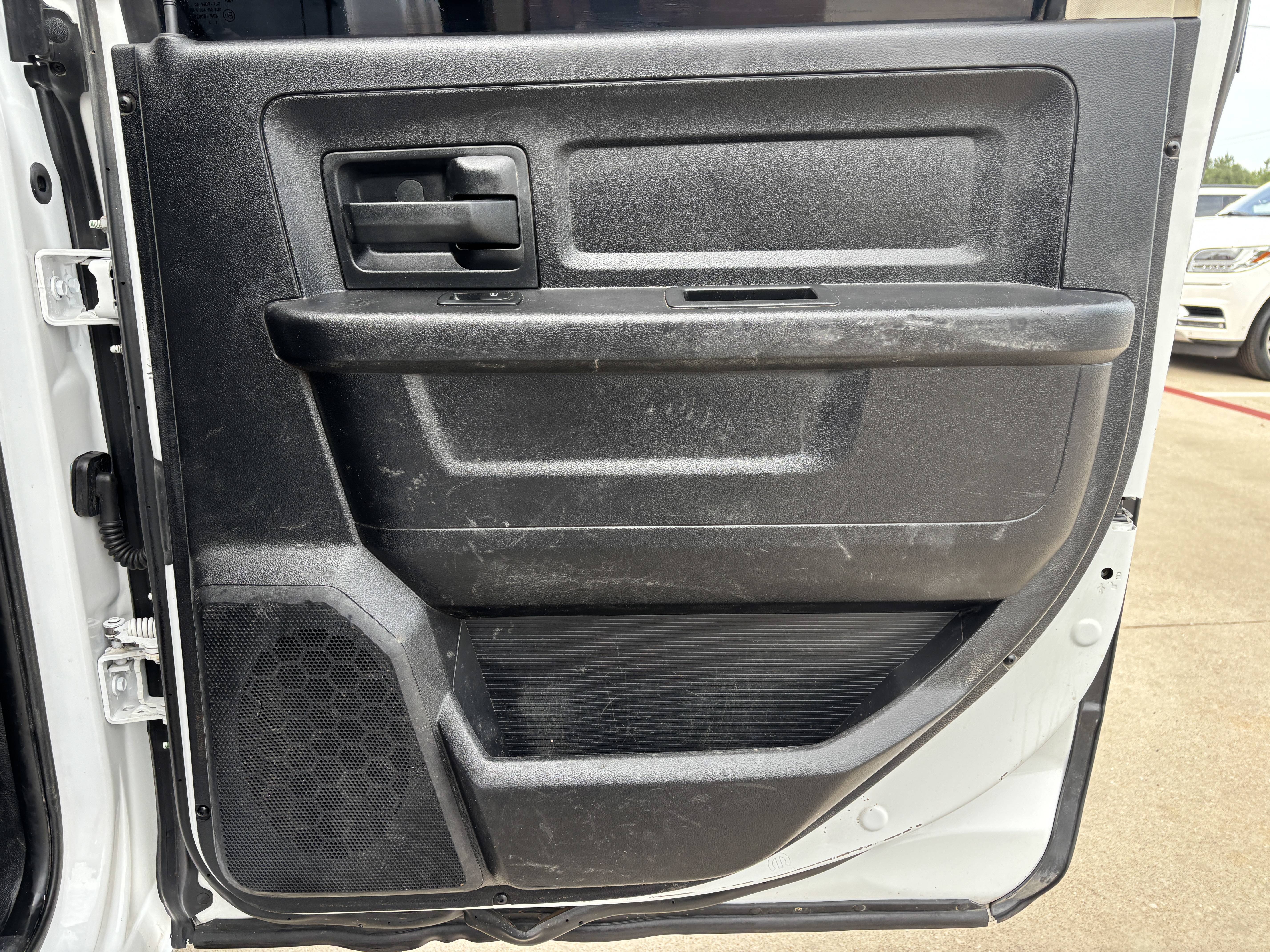 2016 RAM Ram 3500 Chassis Cab Tradesman - Photo 41