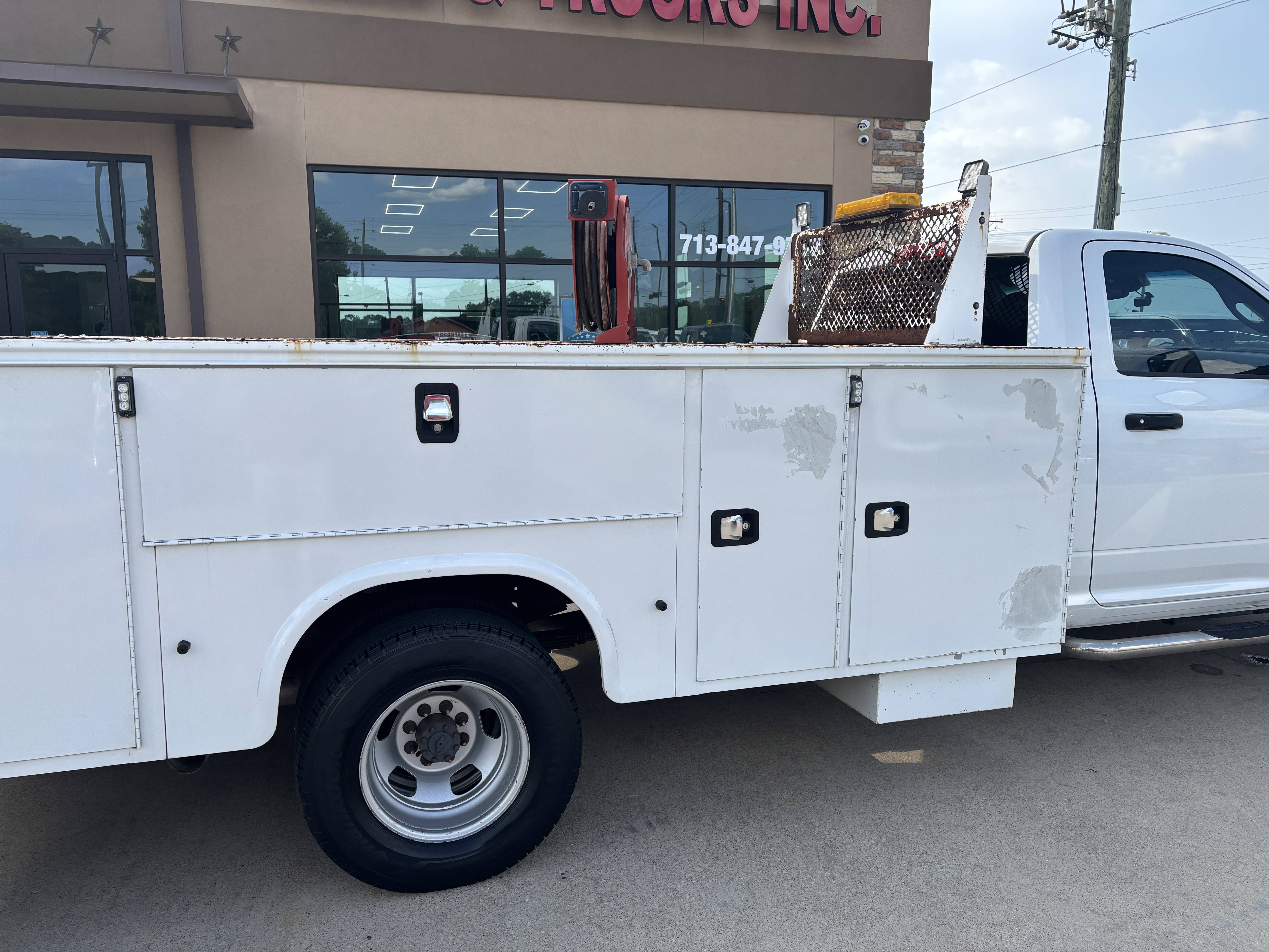 2015 RAM Ram 3500 Chassis Cab Tradesman - Photo 8