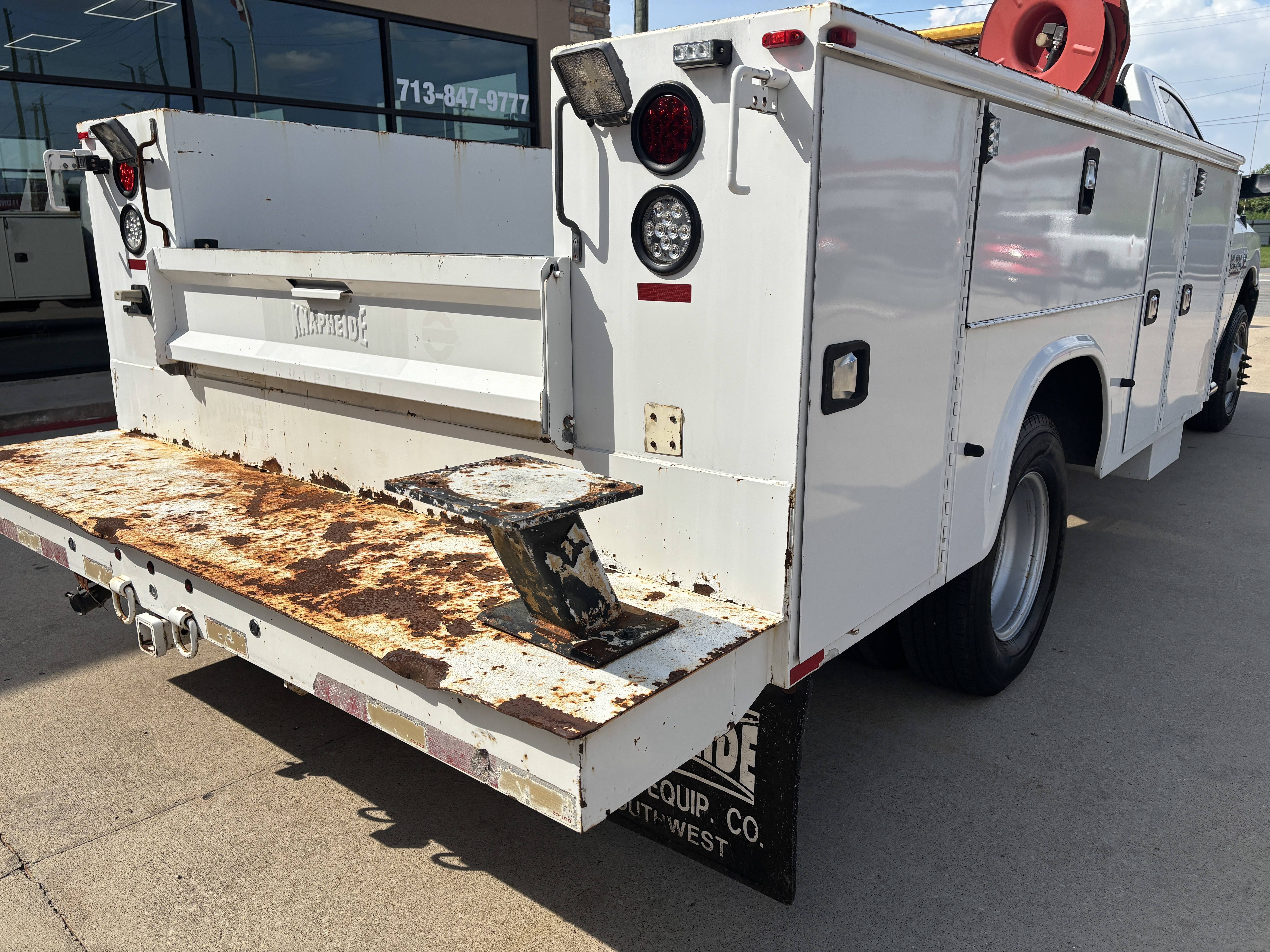 2015 RAM Ram 3500 Chassis Cab Tradesman - Photo 10