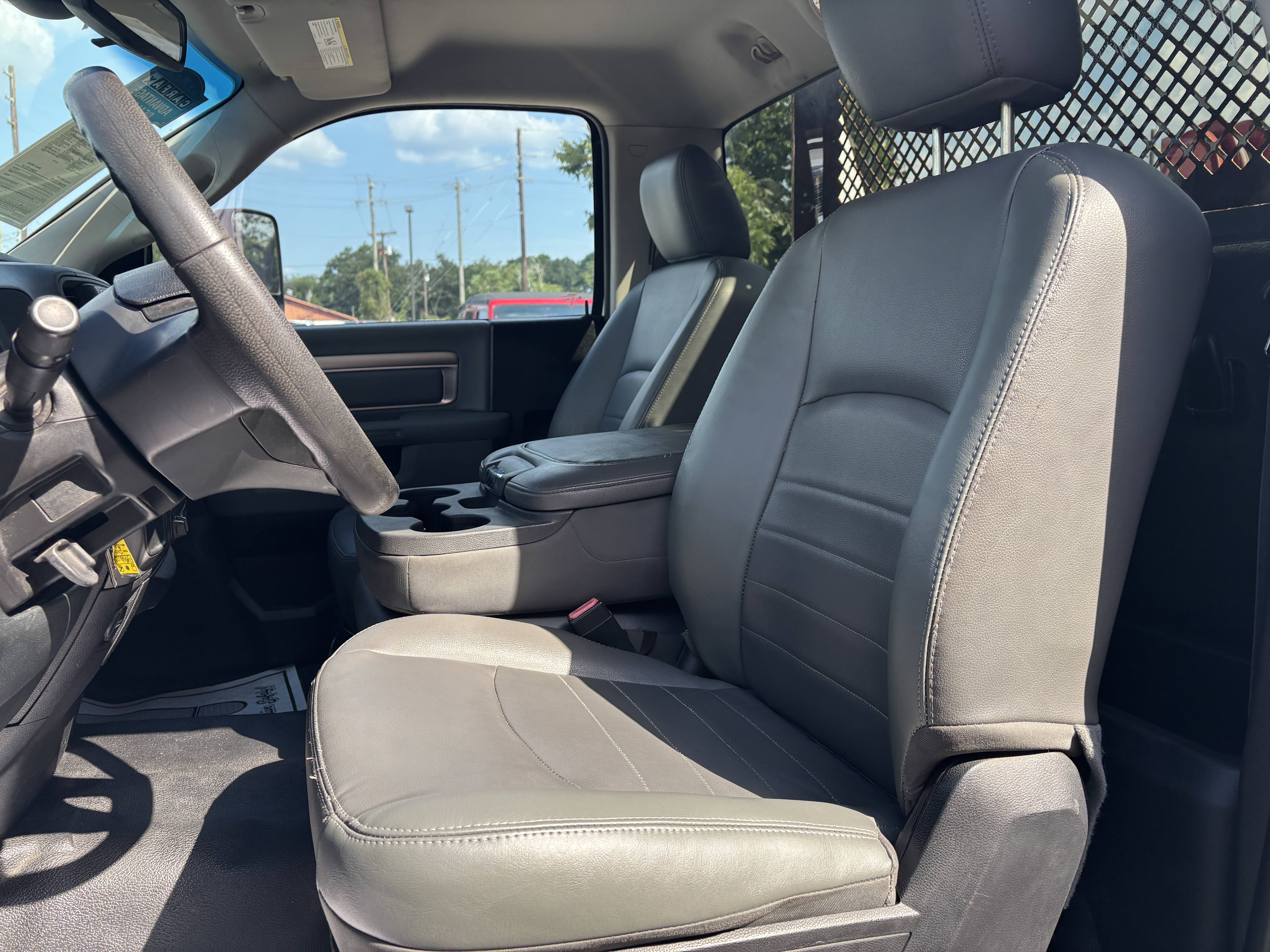 2015 RAM Ram 3500 Chassis Cab Tradesman - Photo 20