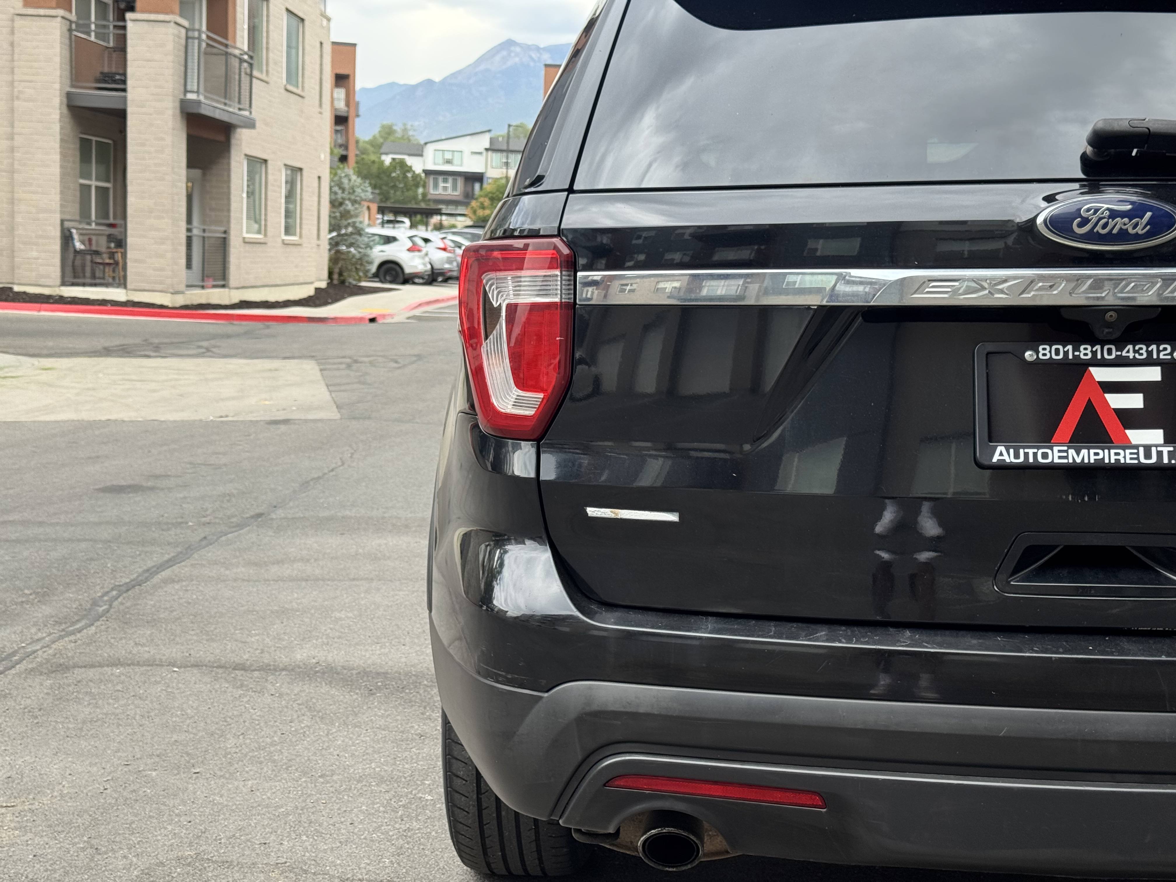 2016 Ford Explorer Base - Photo 6