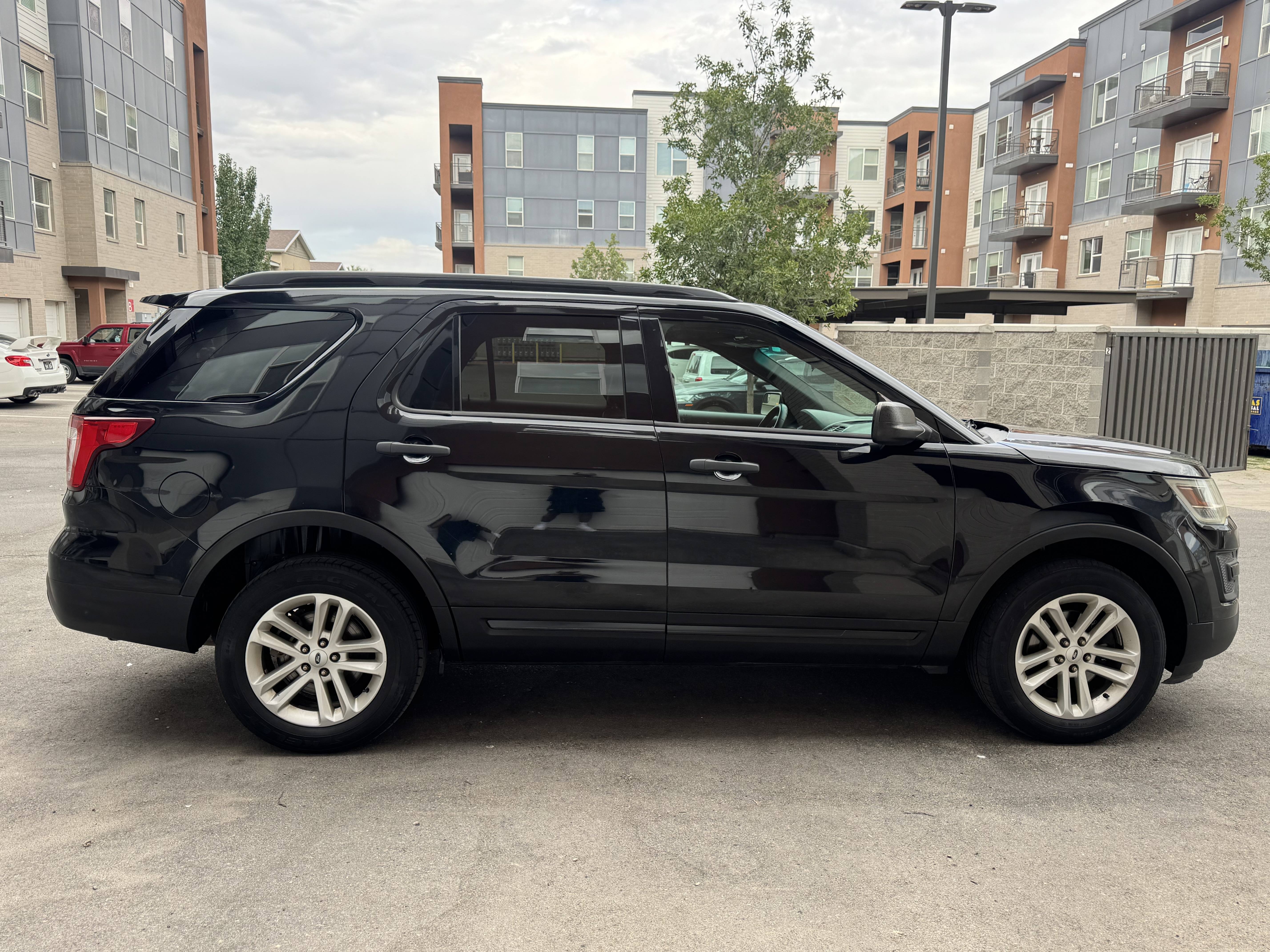 2016 Ford Explorer Base - Photo 9