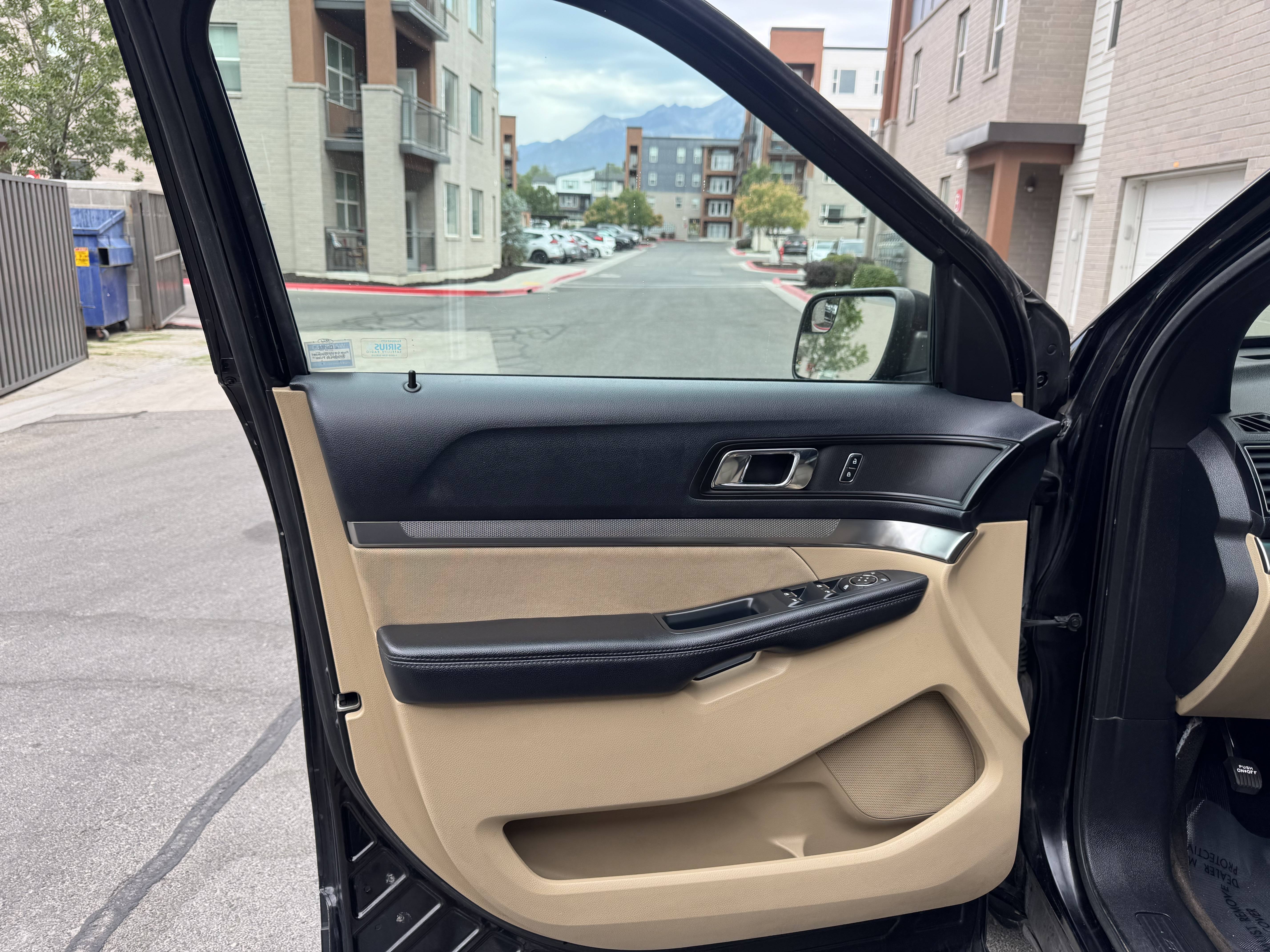 2016 Ford Explorer Base - Photo 14