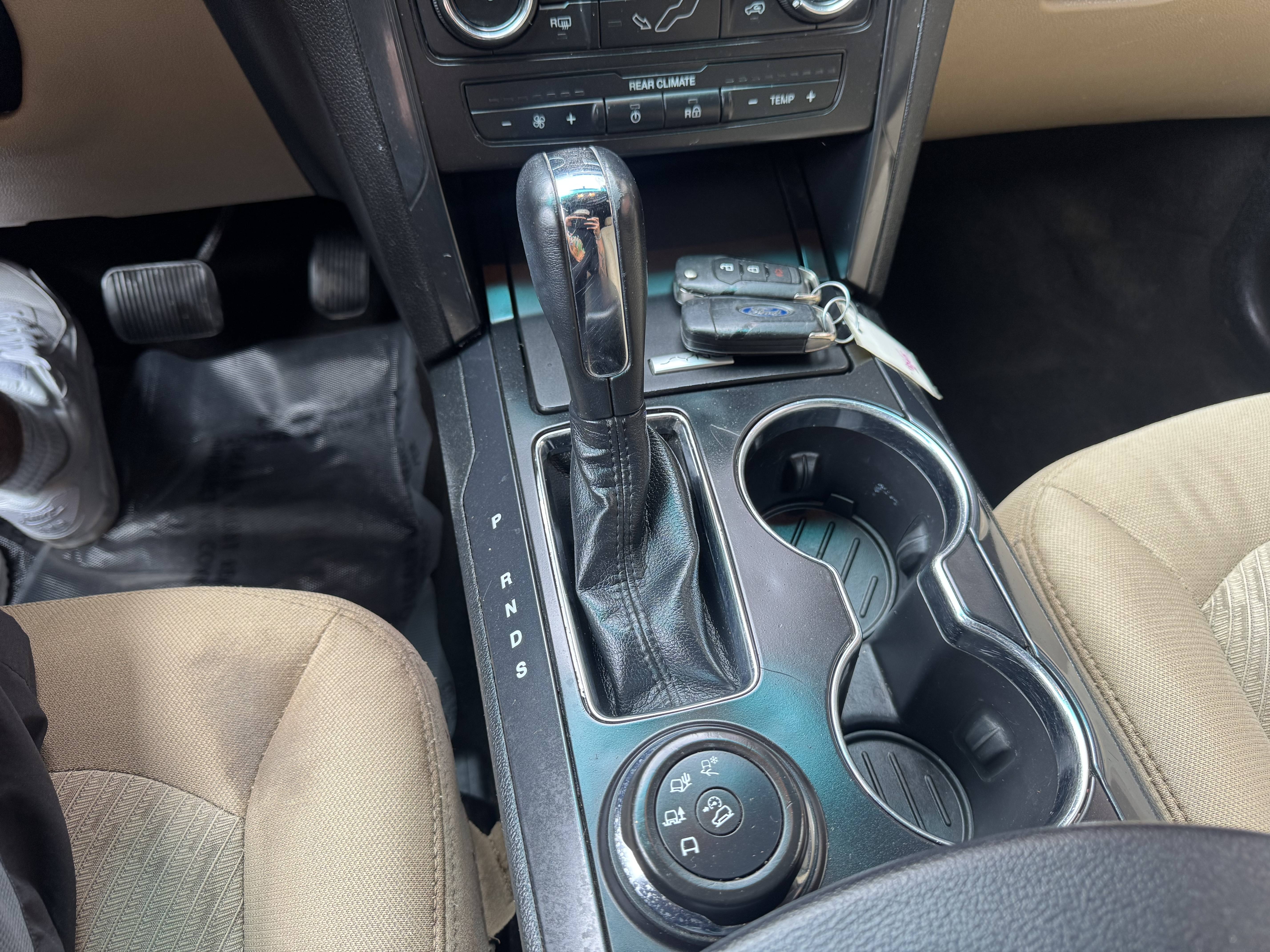 2016 Ford Explorer Base - Photo 20
