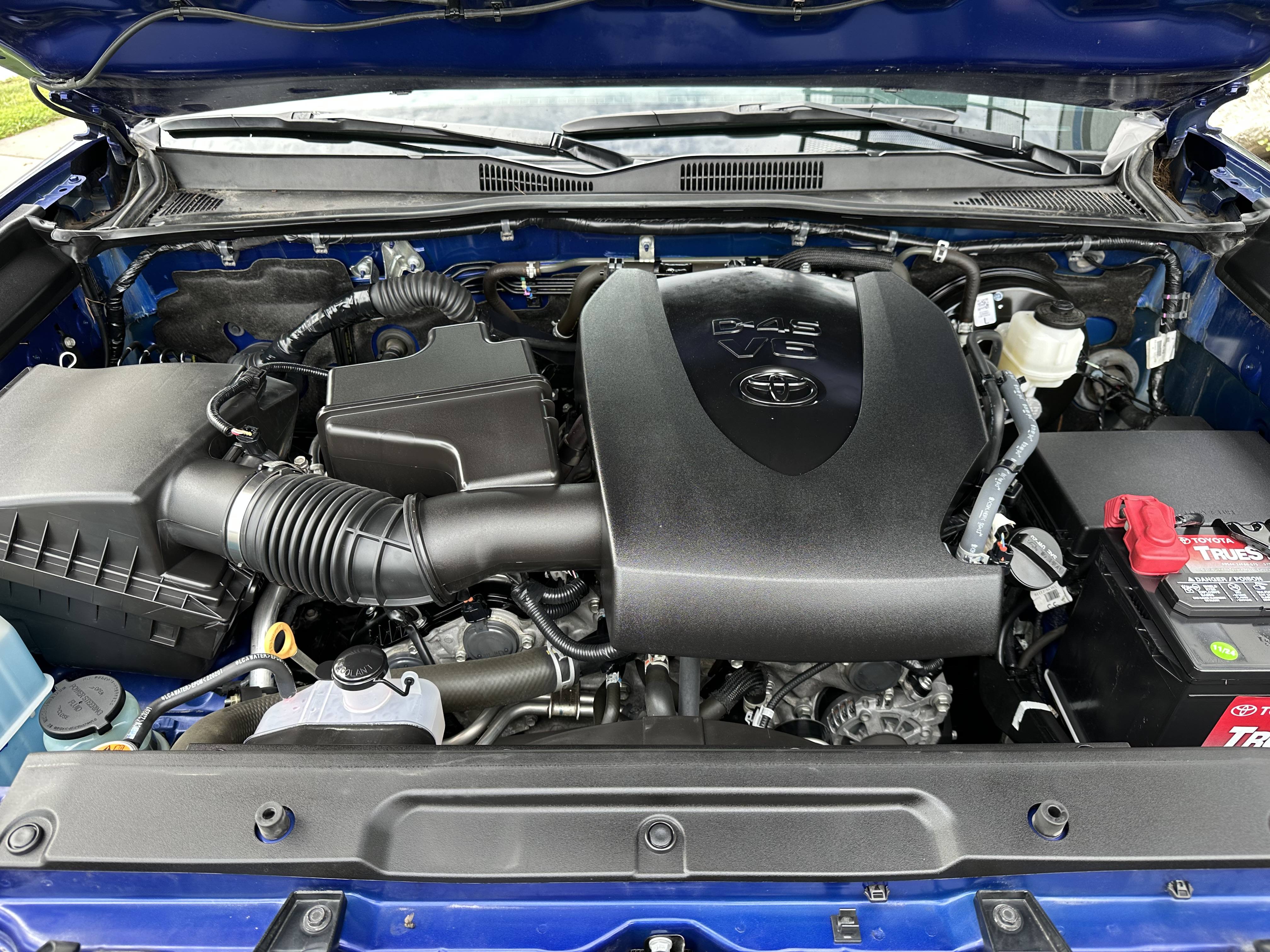 2022 Toyota Tacoma Limited - Photo 17