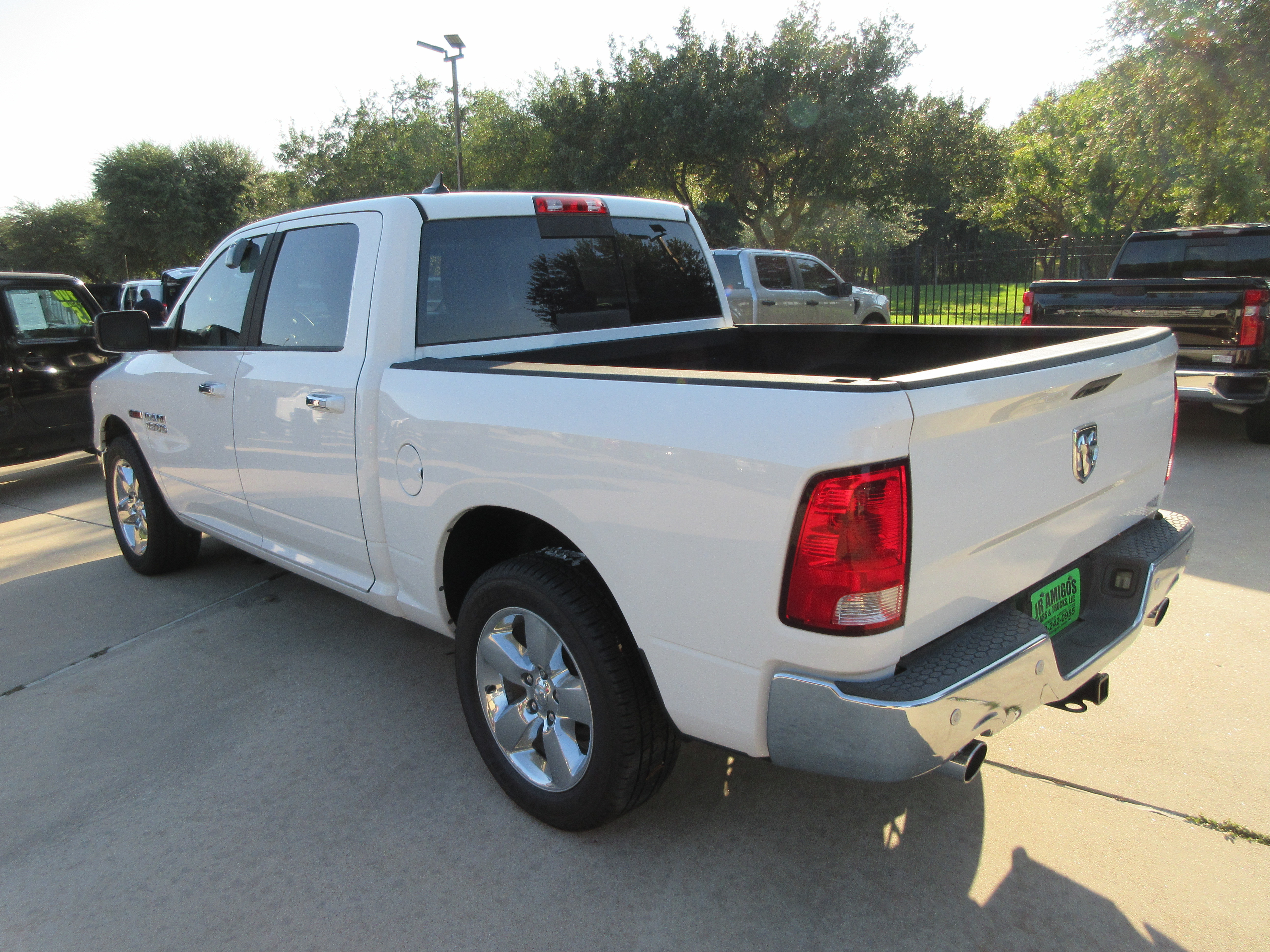 2015 RAM Ram 1500 Pickup SLT - Photo 7