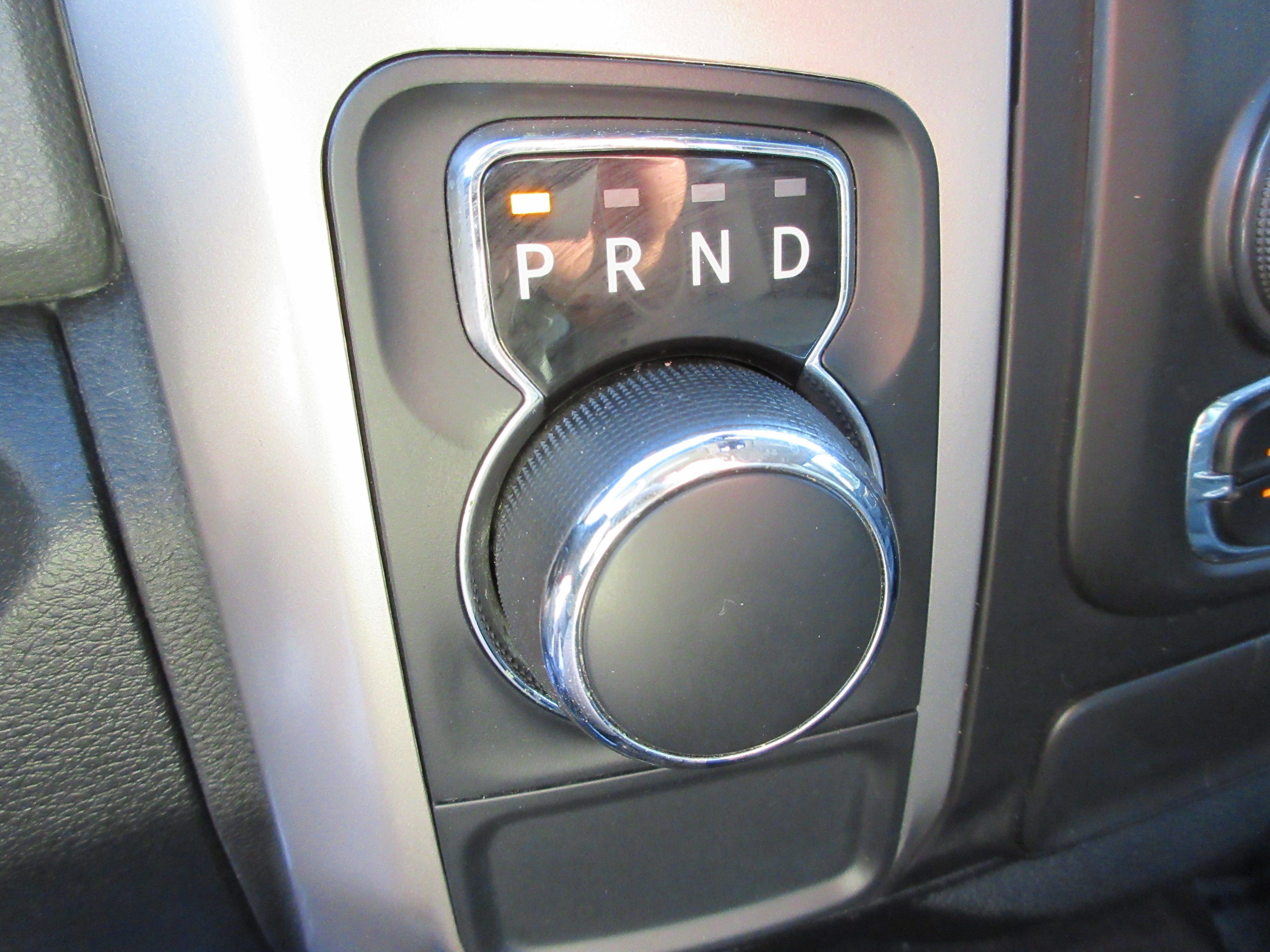 2015 RAM Ram 1500 Pickup SLT - Photo 18