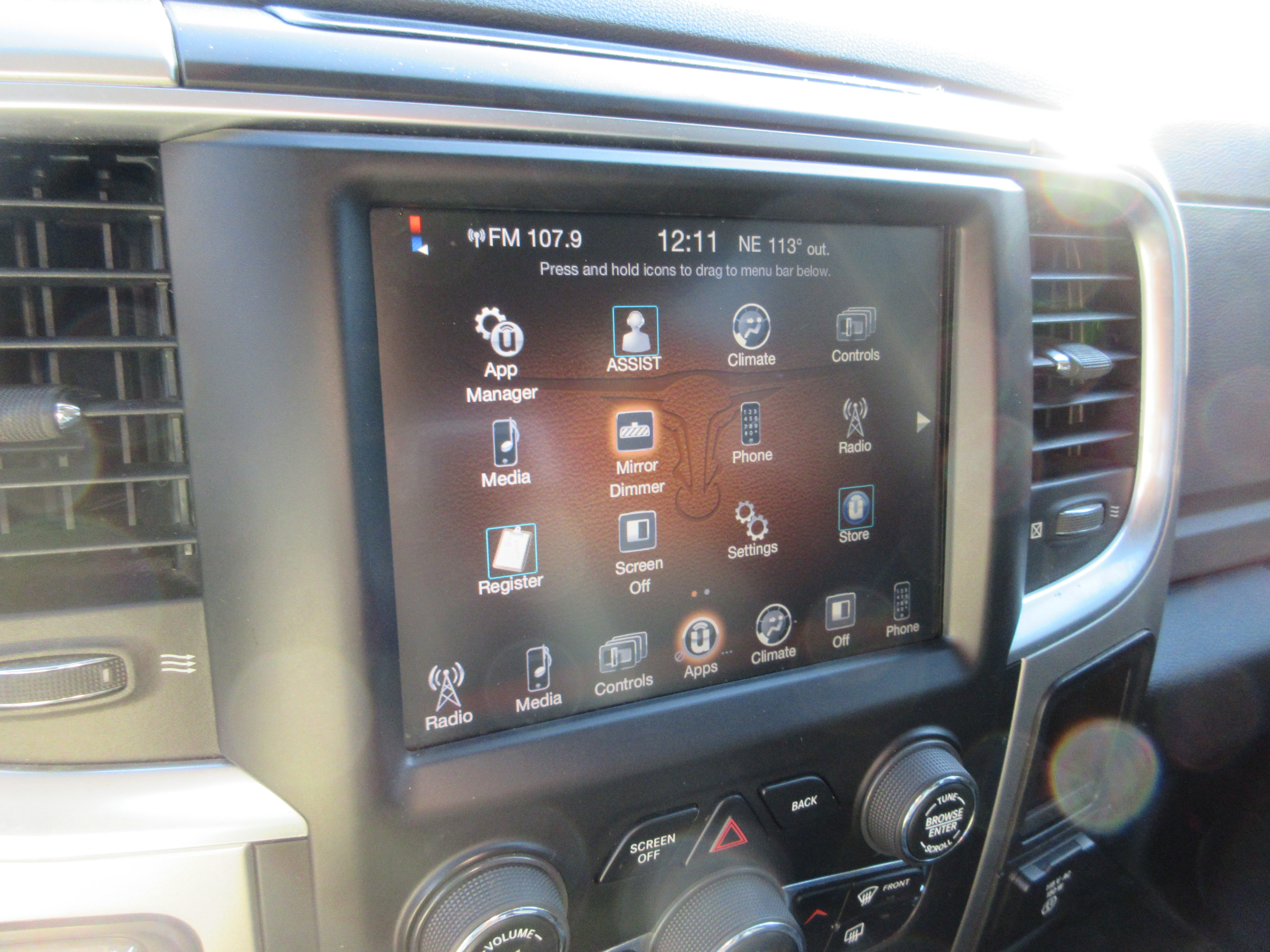 2015 RAM Ram 1500 Pickup SLT - Photo 20