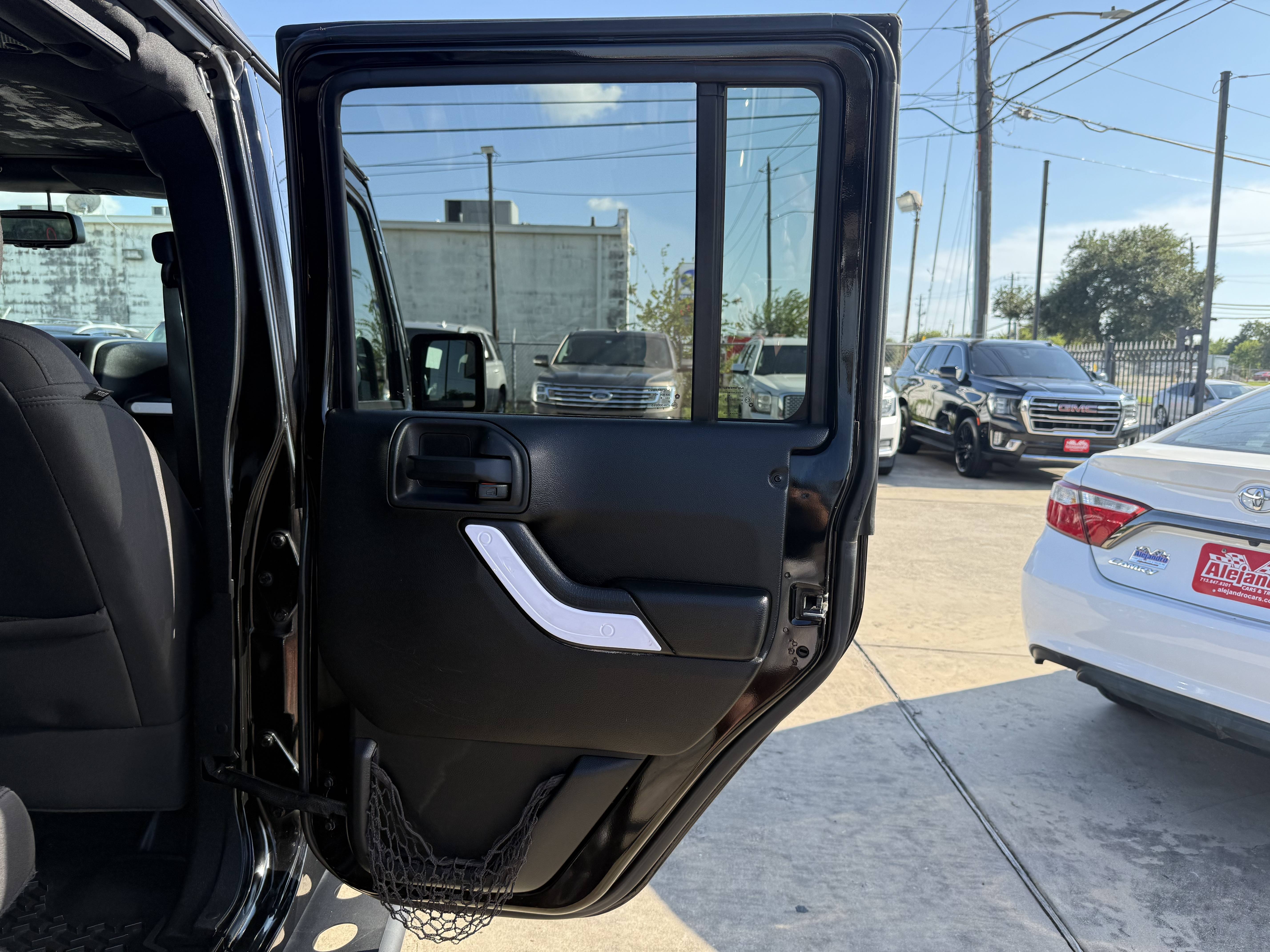 2016 Jeep Wrangler Unlimited Sport S - Photo 13