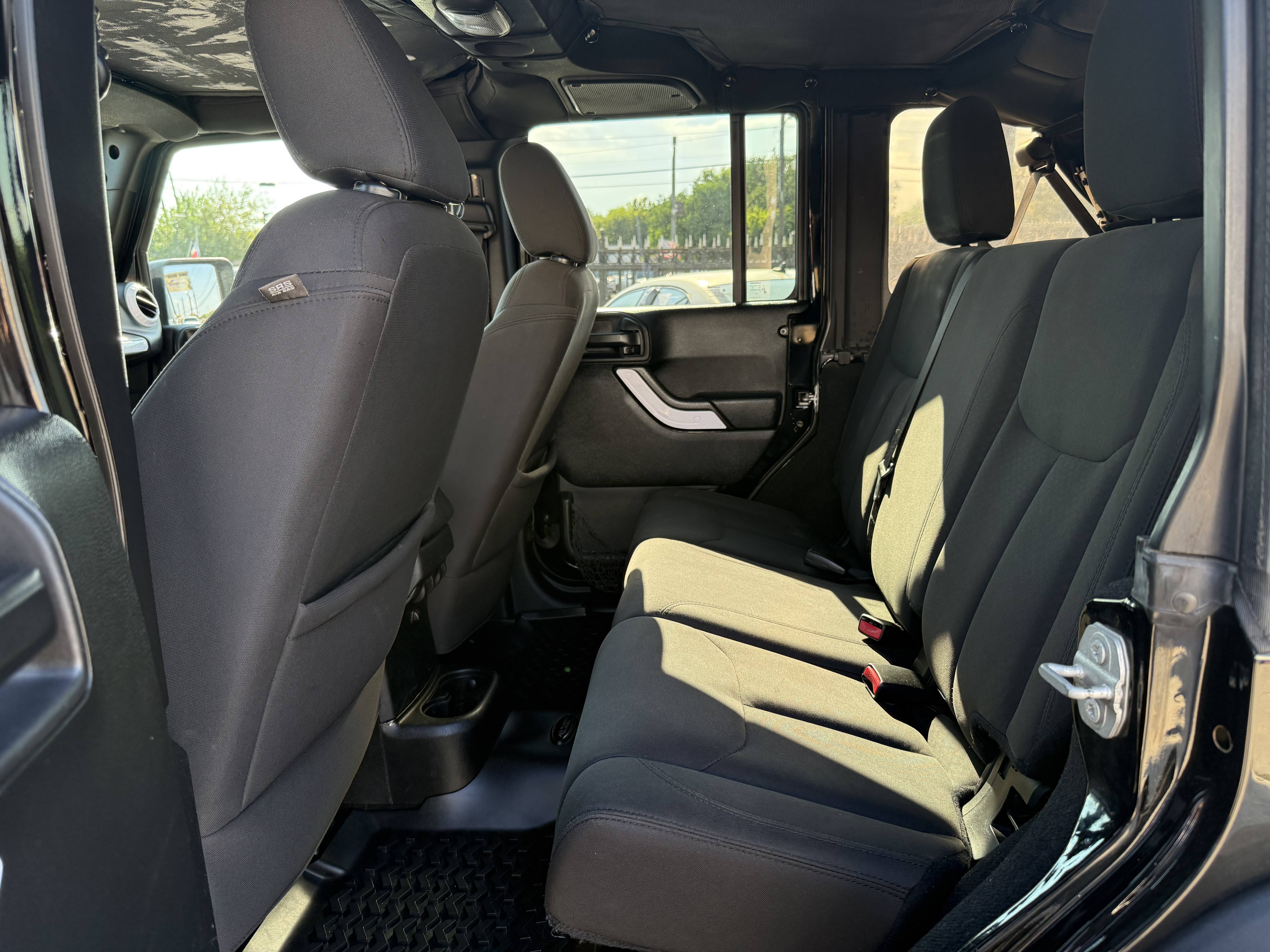 2016 Jeep Wrangler Unlimited Sport S - Photo 12