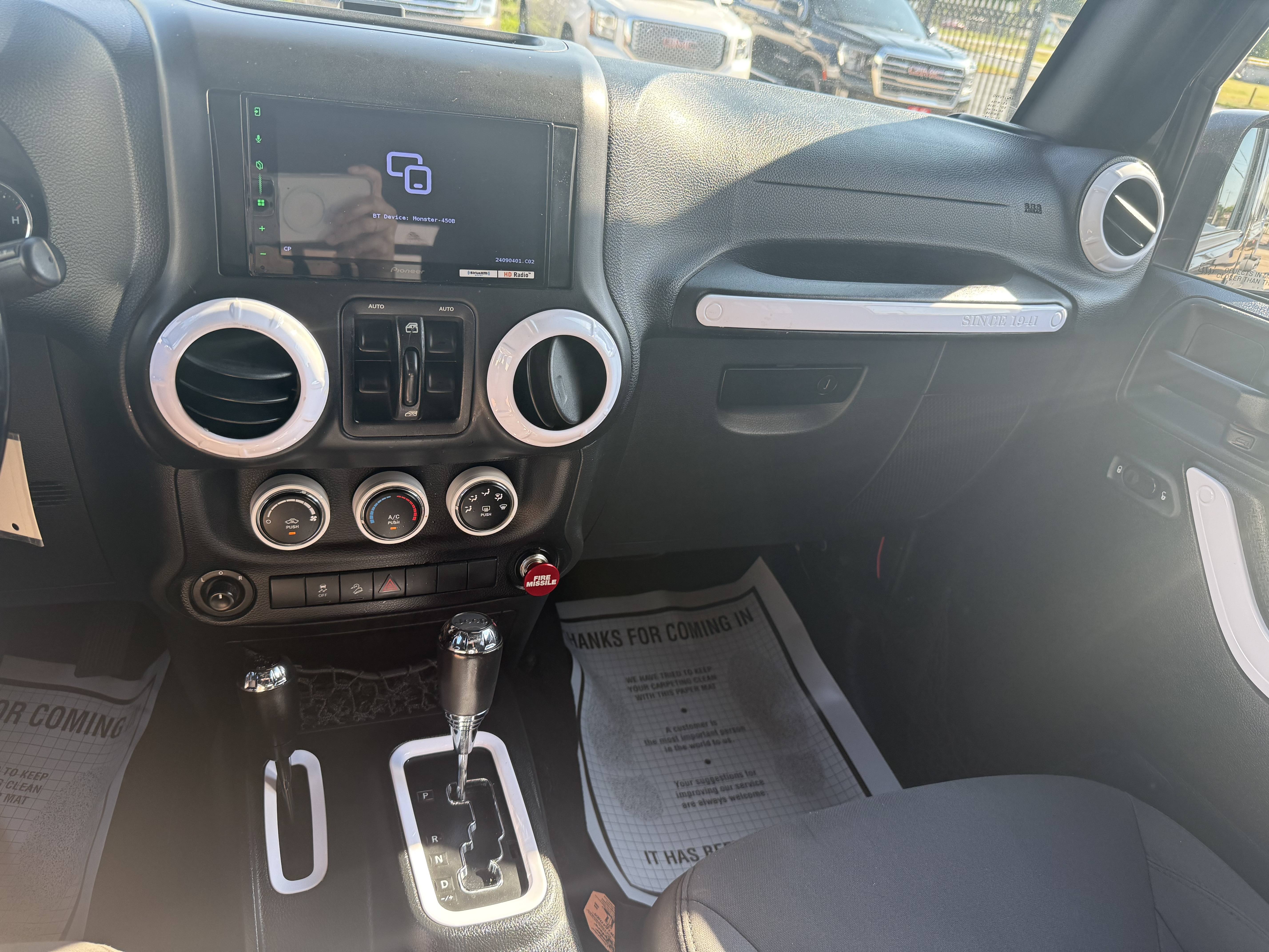 2016 Jeep Wrangler Unlimited Sport S - Photo 10
