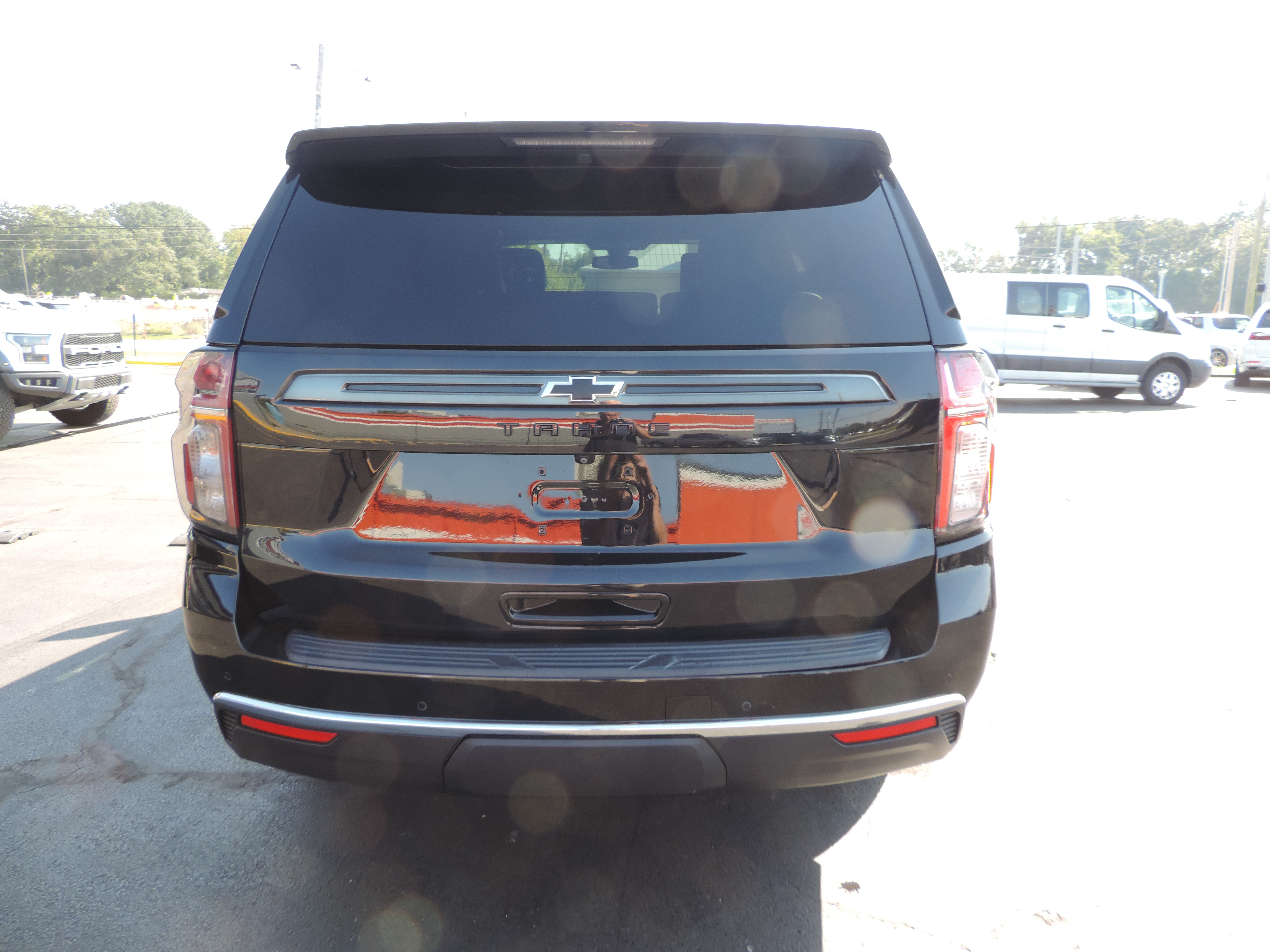 2021 Chevrolet Tahoe Z71 - Photo 6